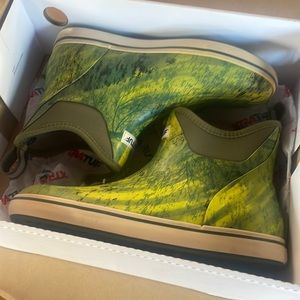 Brand new XTRATUF real tree camp ankle deck boots